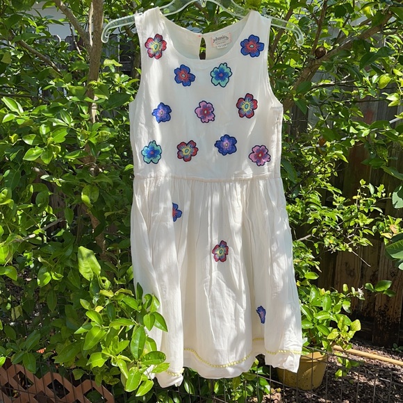 johnnie b Other - Johnnie B embroidered dress